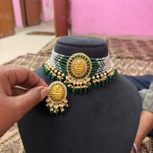 Green Circular-Motif Choker Set - original supplied product photograph
